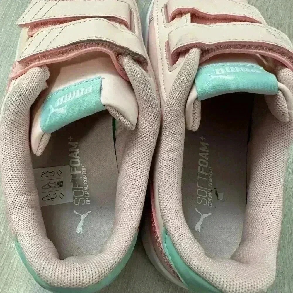 Puma Kids Pink Soft foam Hook and Loop Sneakers Shoes Toddler Size 2C - Picture 3 of 9